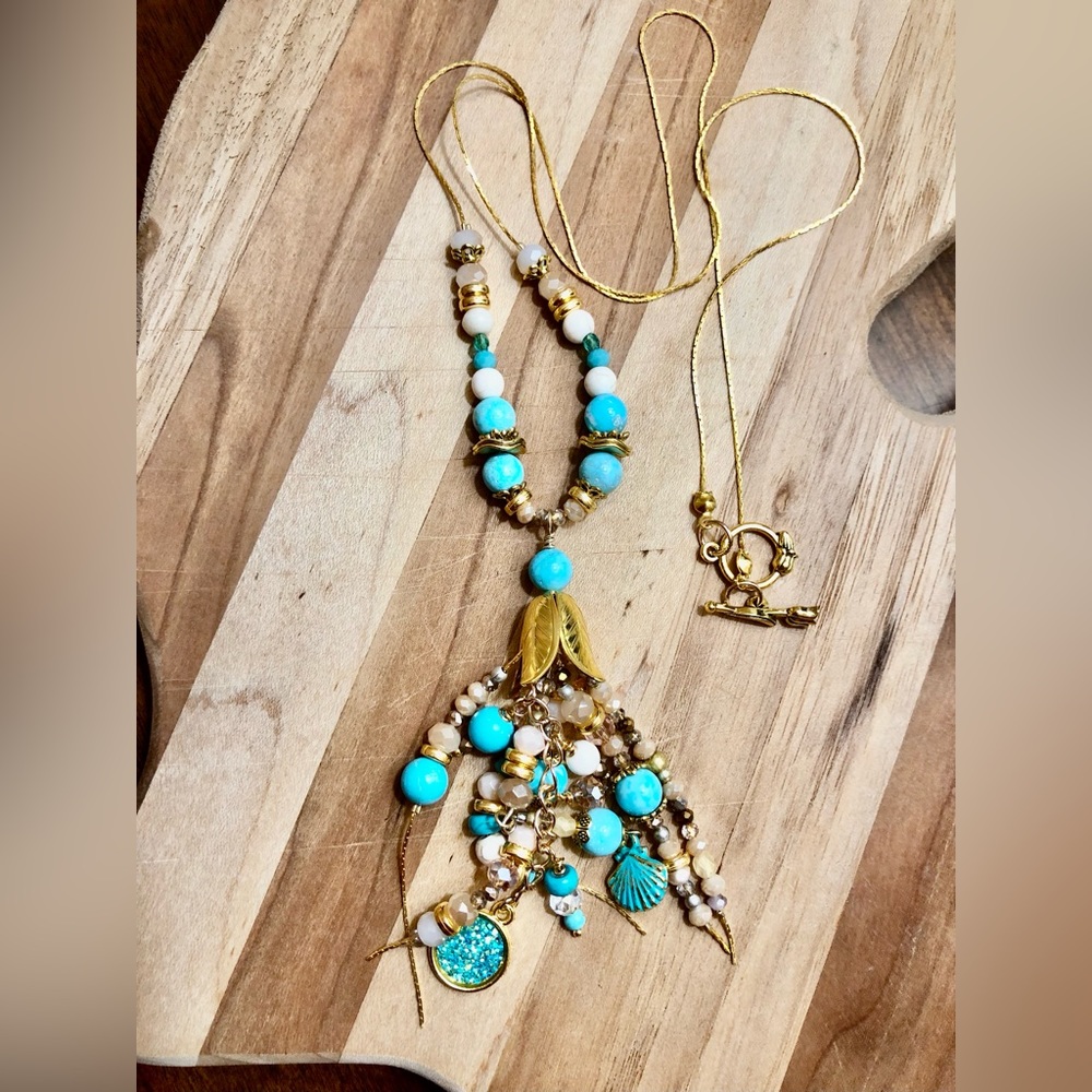 Gorgeous necklace